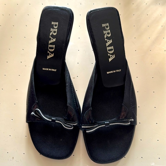 PRADA WOMENS SANDALS MADE IN ITALY - Picture 1 of 4